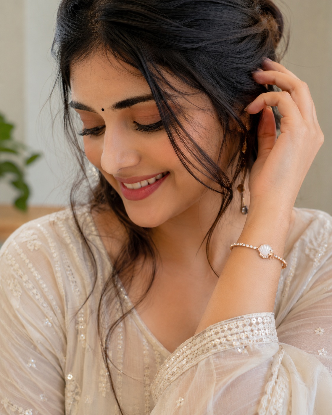 Shell Charm Gold Bracelet for Women | Mayra Luxe